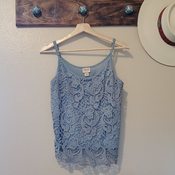 Lace Tank Top - Picture 1 of 3